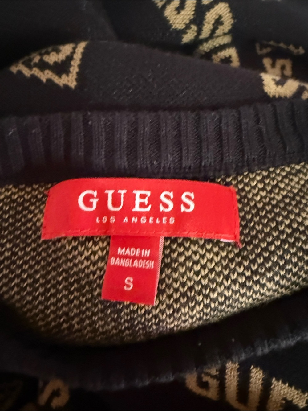 GUESS Logo Sweater - Picture 8 of 9